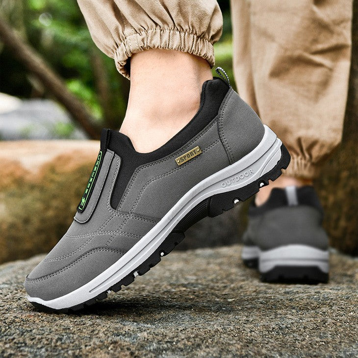 2025 Soft-soled lightweight sneakers