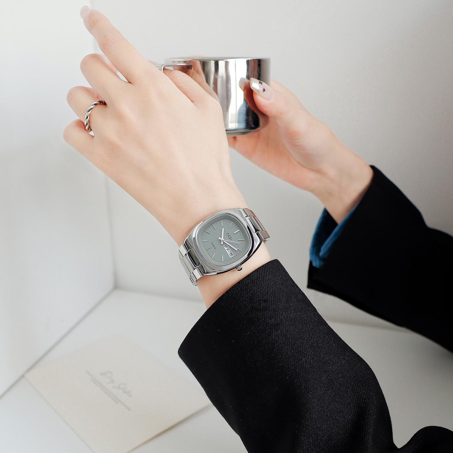 Women's niche light luxury high-end watch