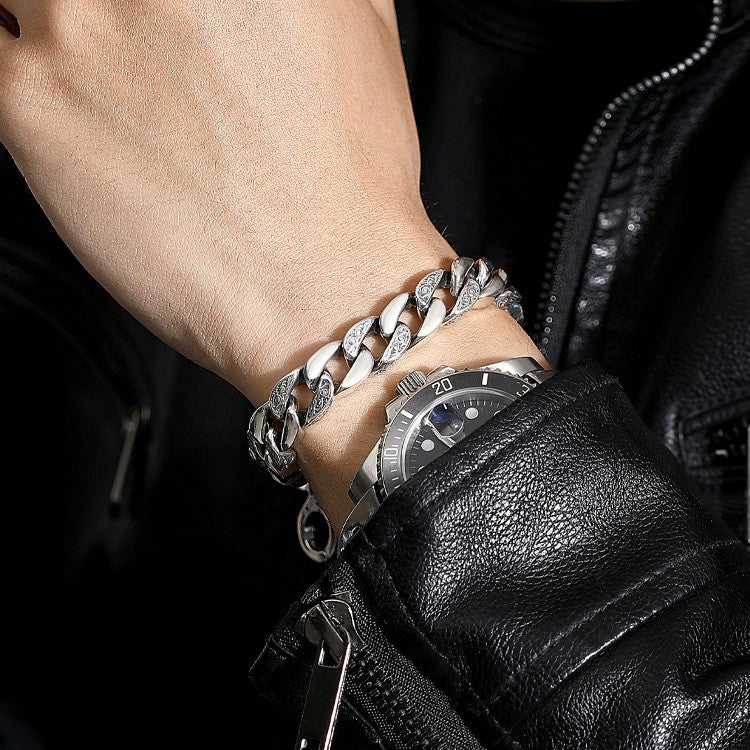 qh106-Personalized and elegant retro men's bracelet