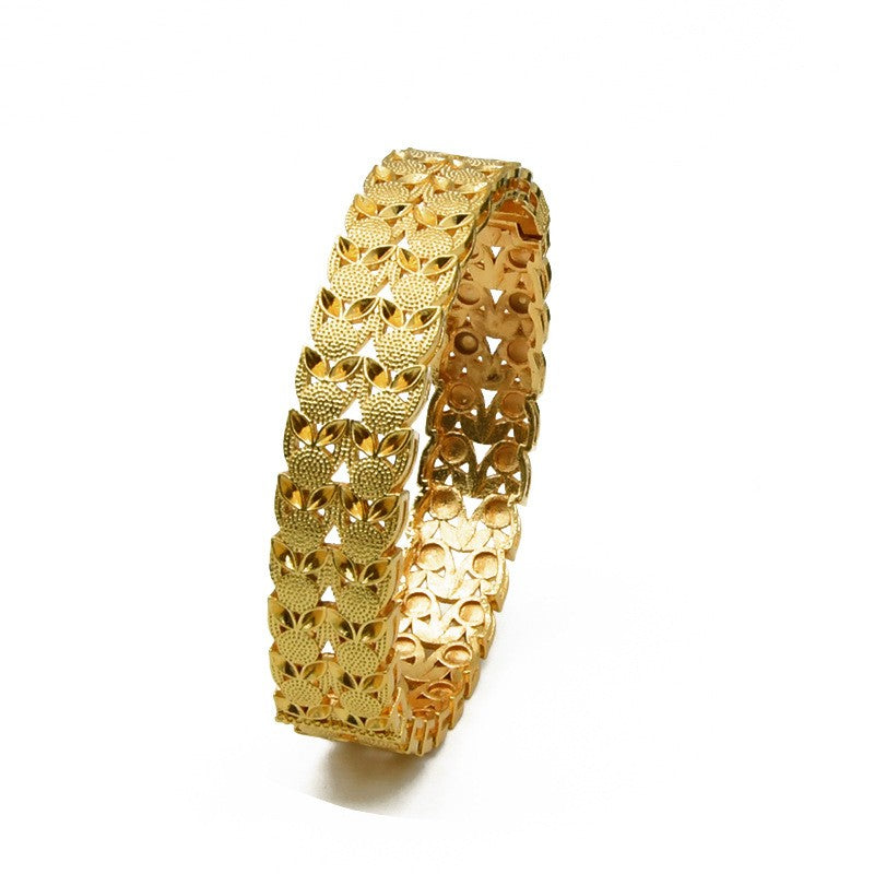 Luxurious style hollow carved gold bracelet