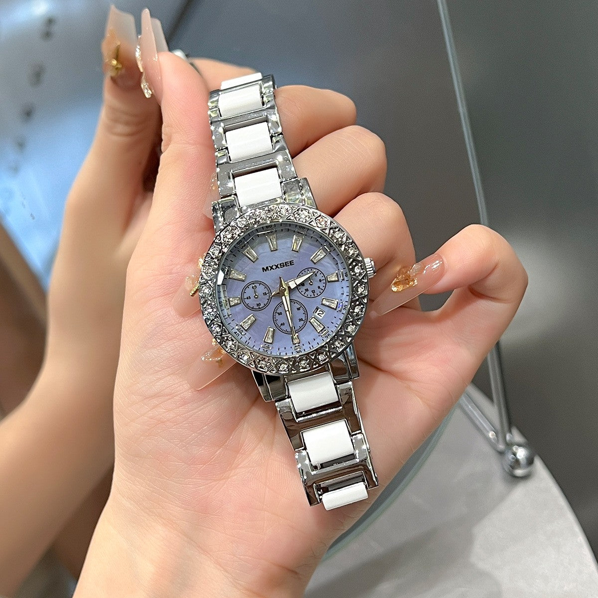 Ladies waterproof diamond watch