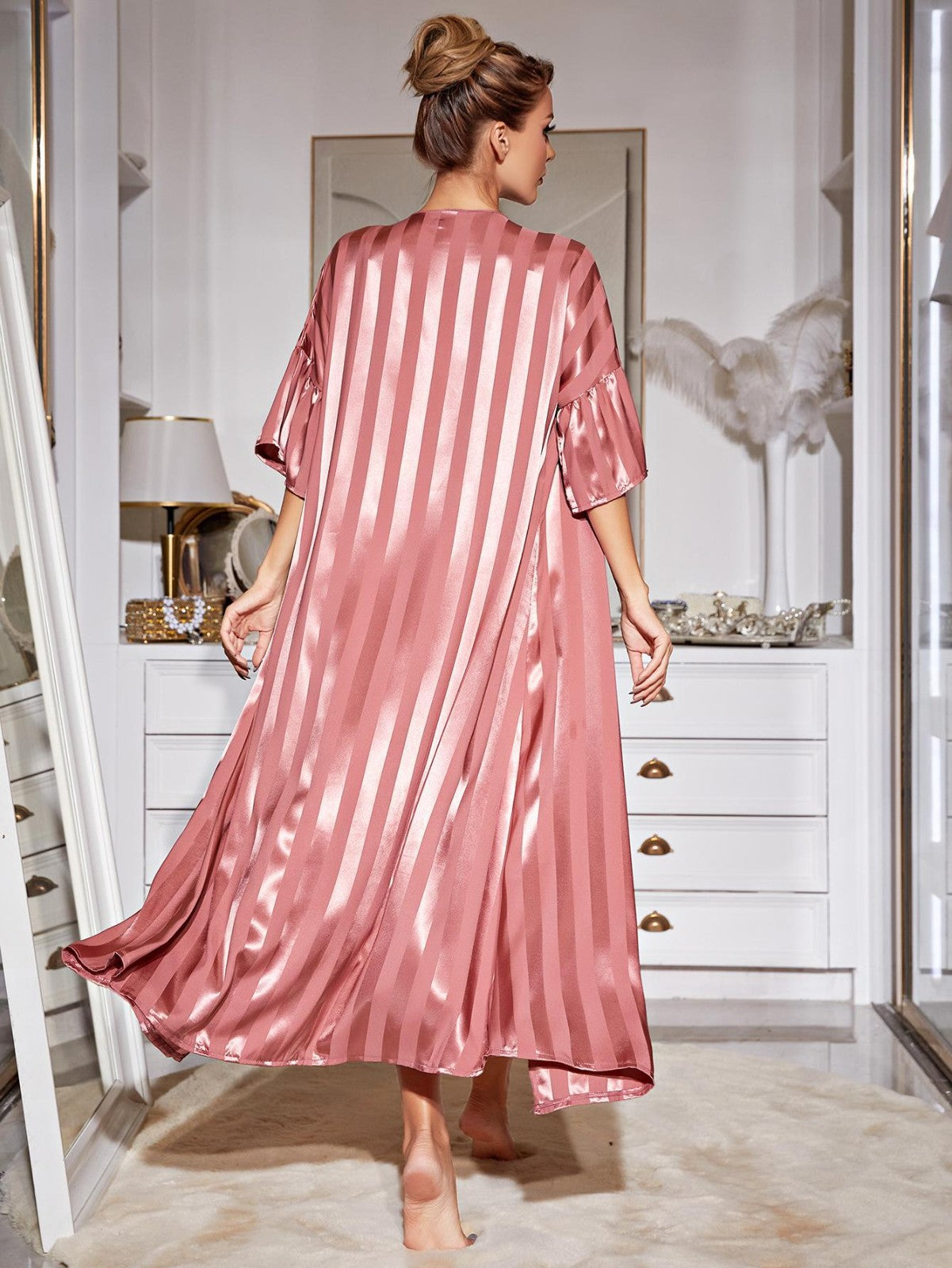 cm243-Women's Smooth Ice Silk Suspender Pajama Set