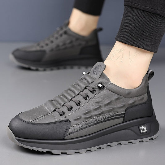 Men's lightweight and breathable cowhide casual shoes