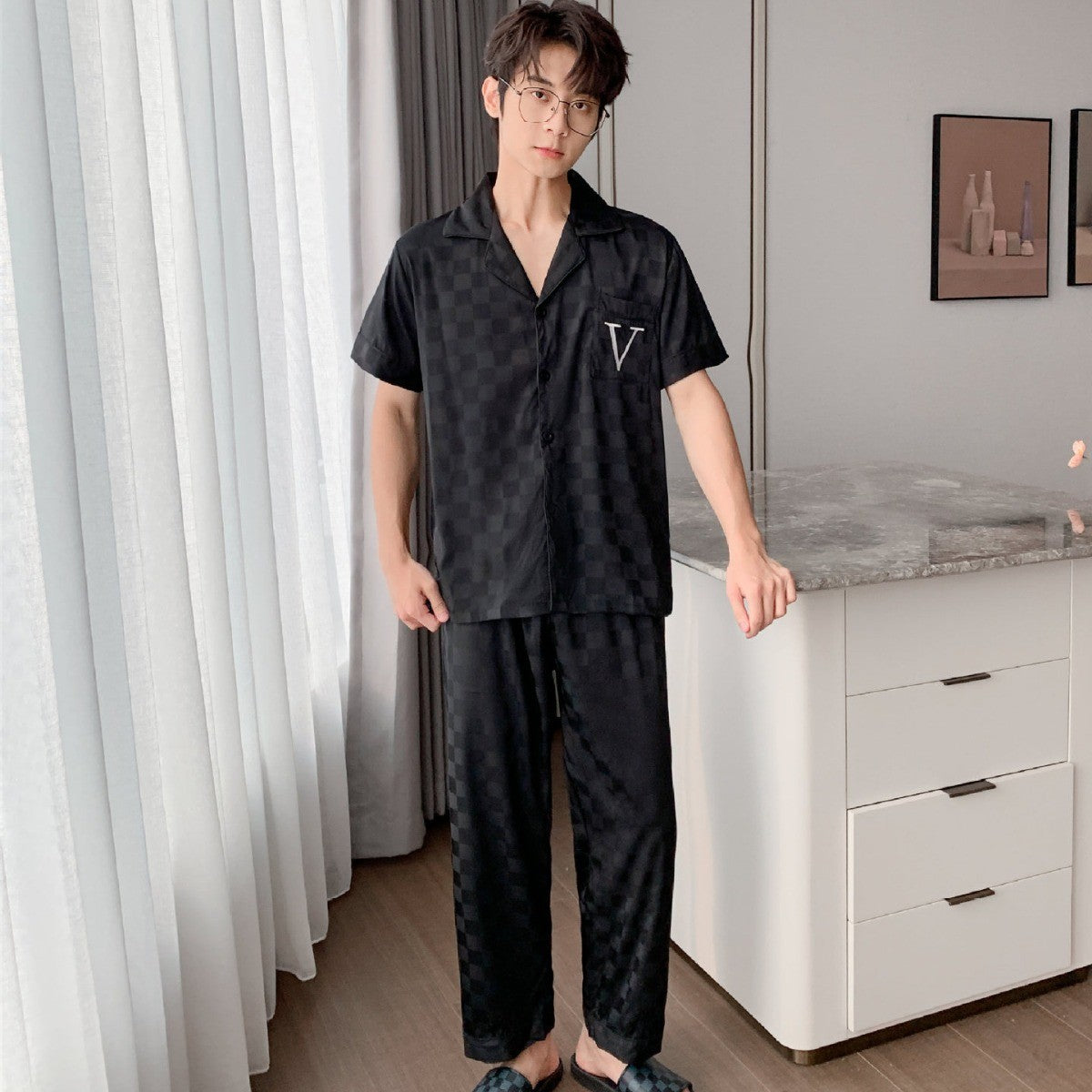 luu183-Men’s Ice Silk Fashionable and Comfortable Home Clothes