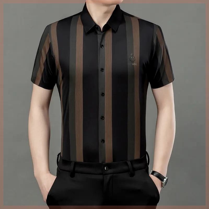 Slim striped men&#039;s short-sleeved shirt